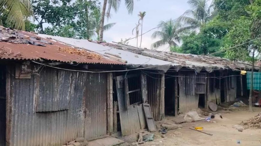 ২ যুগেও সংস্কার হয়নি কুঞ্জবিলাস কান্দুলী আশ্রয়ণ প্রকল্প