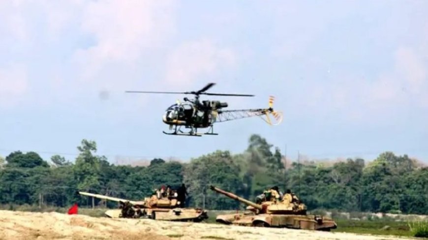 চিকেনস নেক এর কাছে ভারতের সামরিক জোরদার